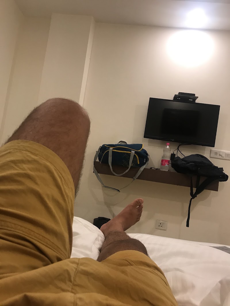 Hotel Happy Stay - Hotel Happy Stay K-3, Main, Vasant Kunj Rd, near IGI Road, Mahipalpur Extension, Mahipalpur, New Delhi, Delhi 110037, India
