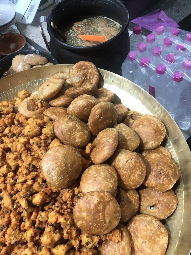 Naga Maharaj Kachori Waale - Naga Maharaj Kachori Waale 6JPQ+Q23, SH 2, Chottapara, Police Colony, Janta Colony, Raipur, Chhattisgarh 492001, India