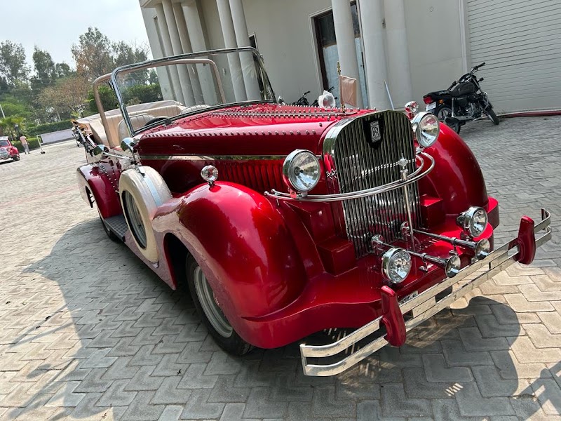 Vintage Cars On Hire - Vintage Cars On Hire Travasso Bungalow, 8, Sitladevi Temple Rd, New Girgaonkar Wadi, Mahim West, Mahim, Mumbai, Maharashtra 400016, India