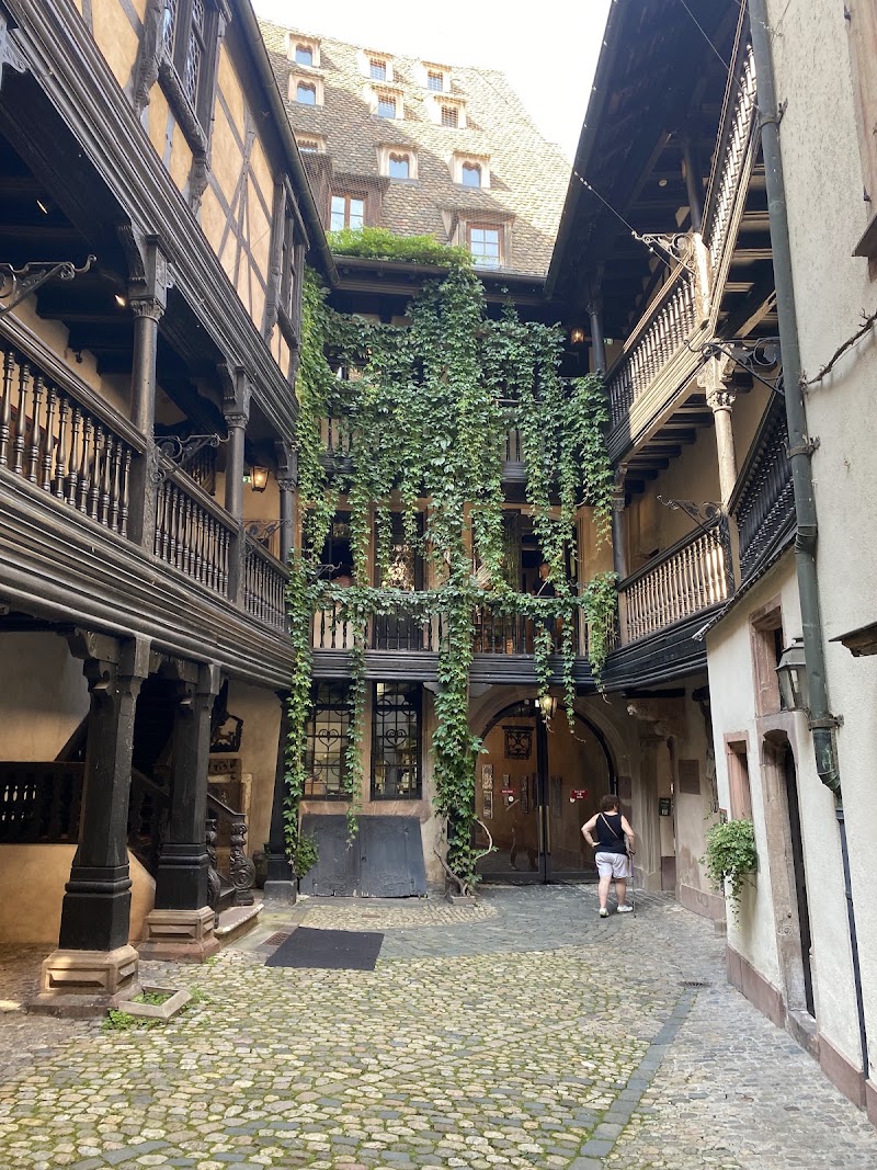Alsatian Museum - Alsatian Museum 23-25 Quai Saint-Nicolas, 67000 Strasbourg, France