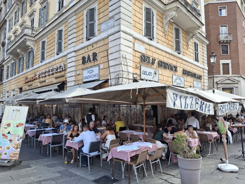 Cafe Risorgimento - Cafe Risorgimento Piazza del Risorgimento, 63, 00192 Roma RM, Italy