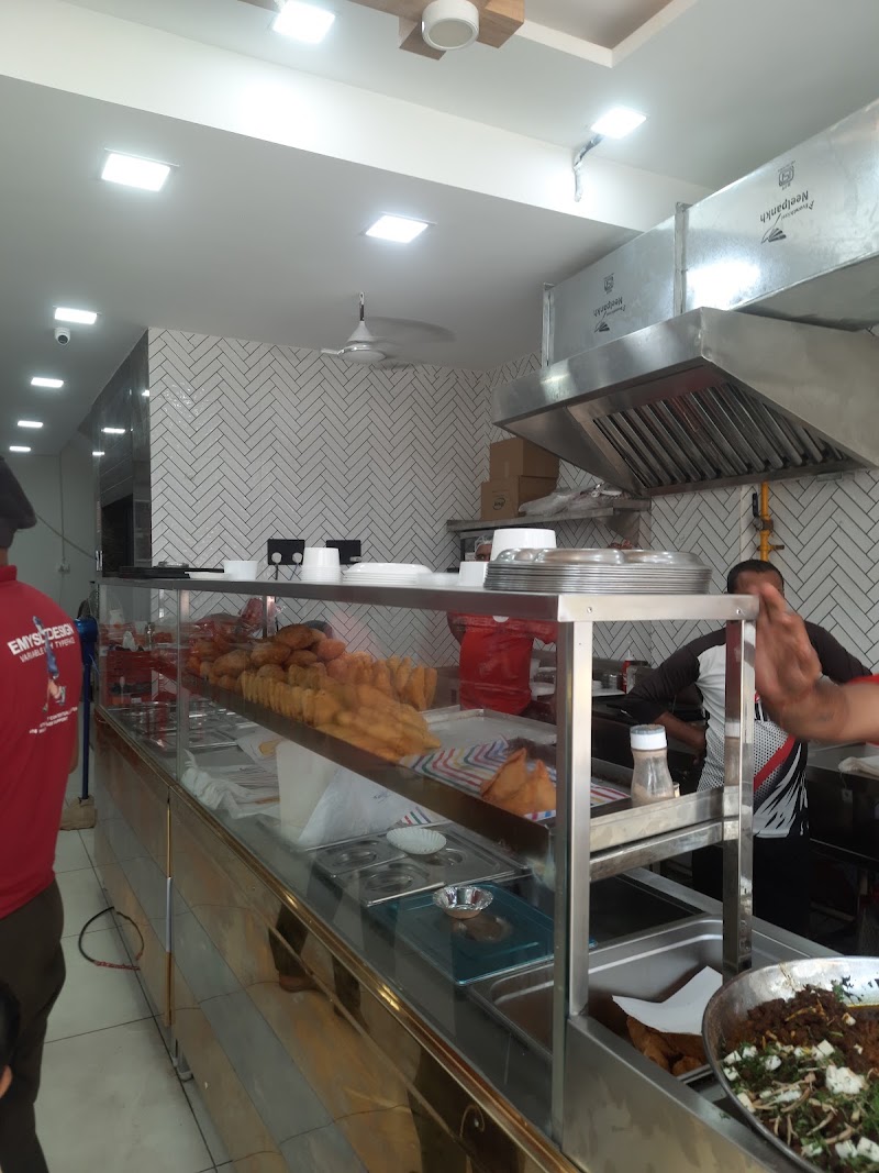 Nanakji's Sweets & Snacks - Nanakji's Sweets & Snacks 557/12, near Jain Mandir Road, opposite Azad Book Depot, Sadar Bazar, Sector 12, Gurugram, Haryana 122001, India