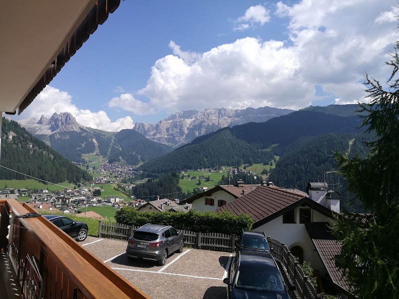 La Stua - La Stua Str. Plesdinaz, 68, 39047 Santa Cristina Valgardena BZ, Italy