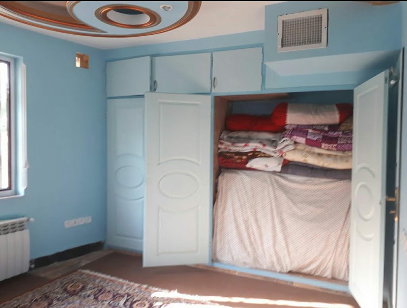 اقامتگاه بومگردی گل سرخ - اقامتگاه بومگردی گل سرخ, V7Q8+PCV, Qarah Charyan, Zanjan Province, Iran