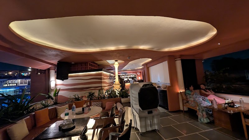 Abaar- Kitchen & Bar - Abaar- Kitchen & Bar 3rd Floor, Hotel The Red Pier, Lal Ghat Road, Old City, Silawatwari, Udaipur, Rajasthan 313004, India