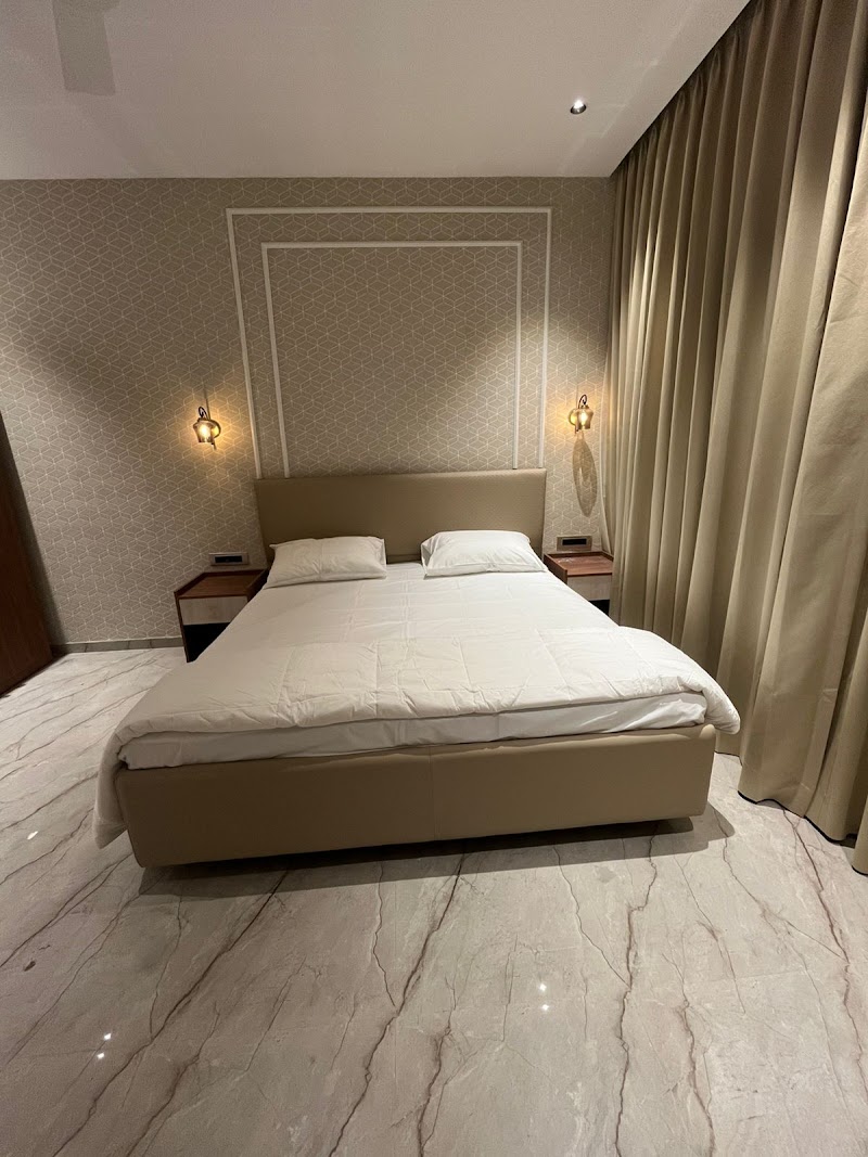 SHUBHKAMNA HOTEL AND RESORTS - SHUBHKAMNA HOTEL AND RESORTS Kh No. - 92/8, Nawagarh Chowk, NH-6, Kawardha Road, Bemetara, Chhattisgarh 491335, India