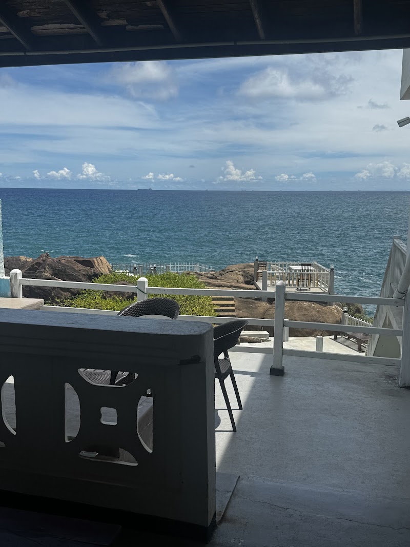 Hotel Zeilan Sunsetpoint - Hotel Zeilan Sunsetpoint, 80.239882, Lands End, 6.008835 Yaddehimulla Rd, Unawatuna 80600, Sri Lanka