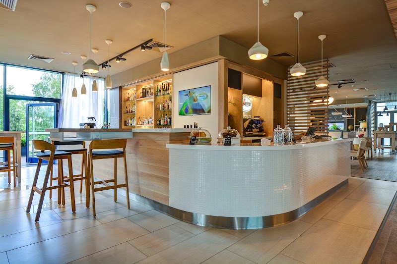 Holiday Inn Prague Airport by IHG - Holiday Inn Prague Airport by IHG, K Letišti 1074/32, 161 00 Praha-Praha 6, Czechia