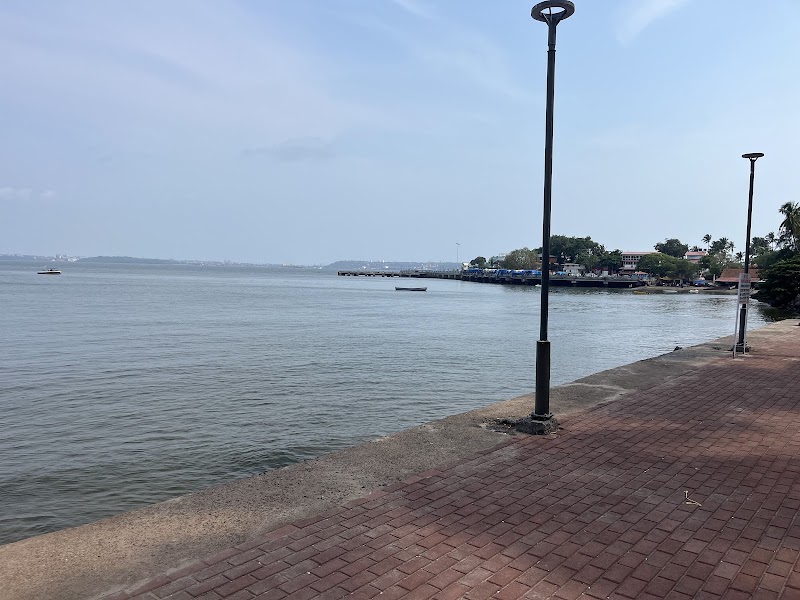 Dona Paula Beach - Dona Paula Beach, Goa 403004, India