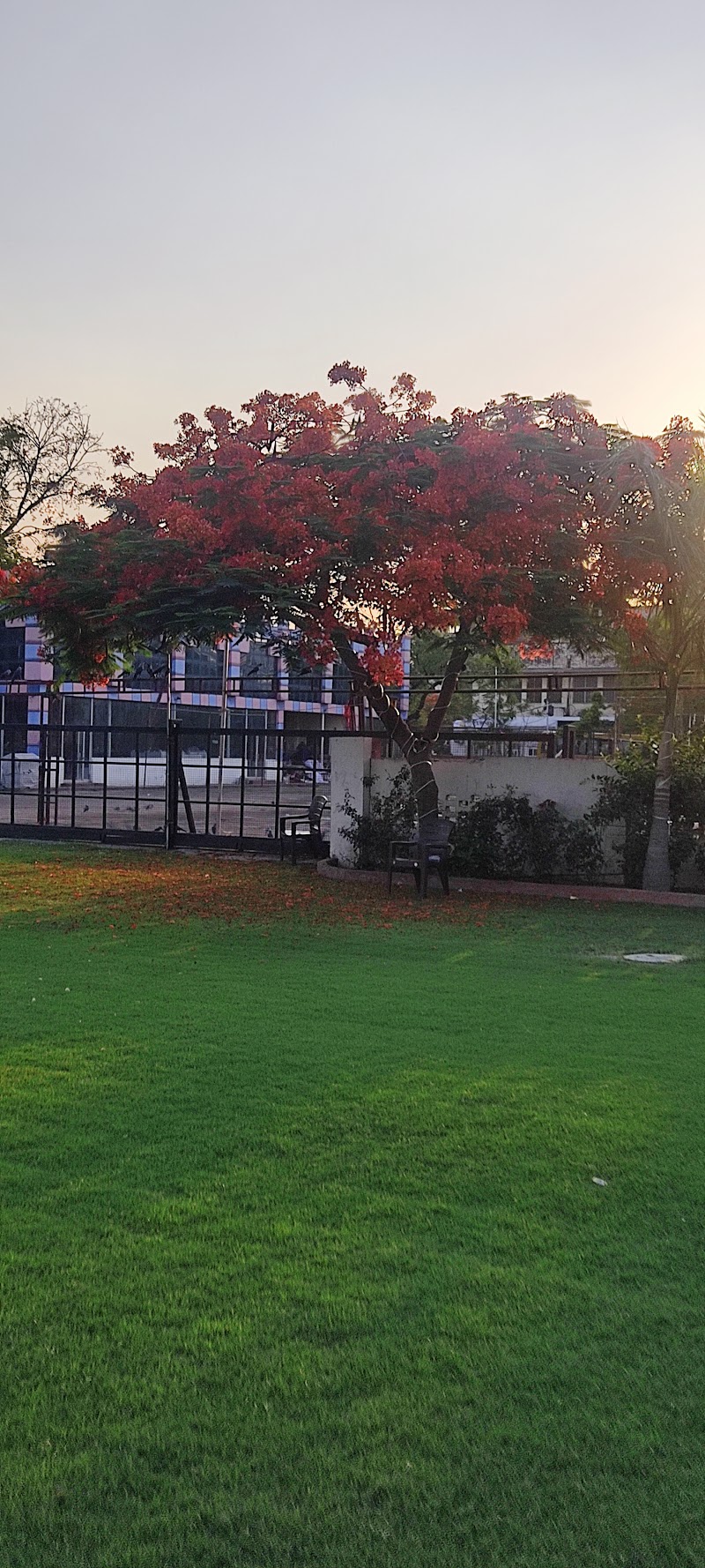 Jai Club Main Lawn, Opposite Xavier School - Jai Club Main Lawn, Opposite Xavier School, WR76+997, Ashok Marg, Panch Batti, C Scheme, Ashok Nagar, Jaipur, Rajasthan 302001, India