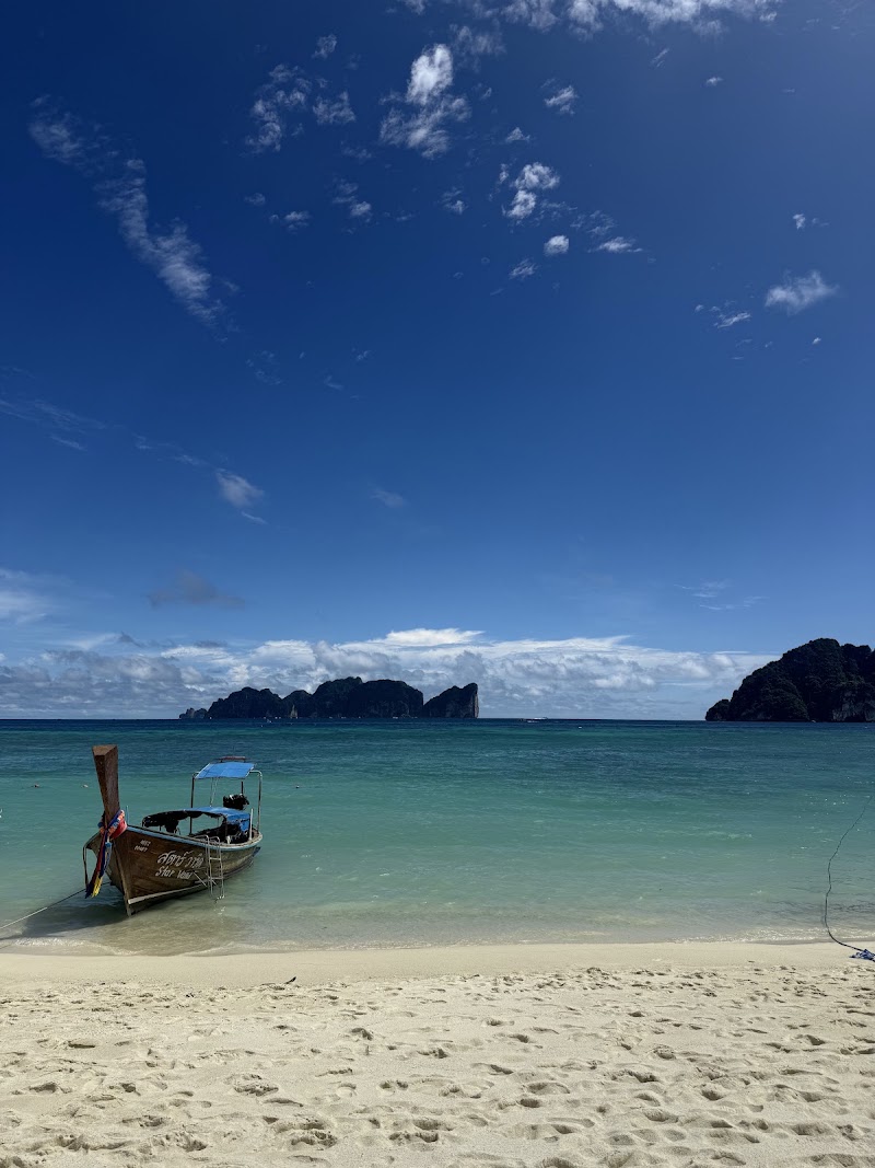 Long Beach Koh Phi Phi - Long Beach Koh Phi Phi Ao Nang, Mueang Krabi District, Krabi 81000, Thailand