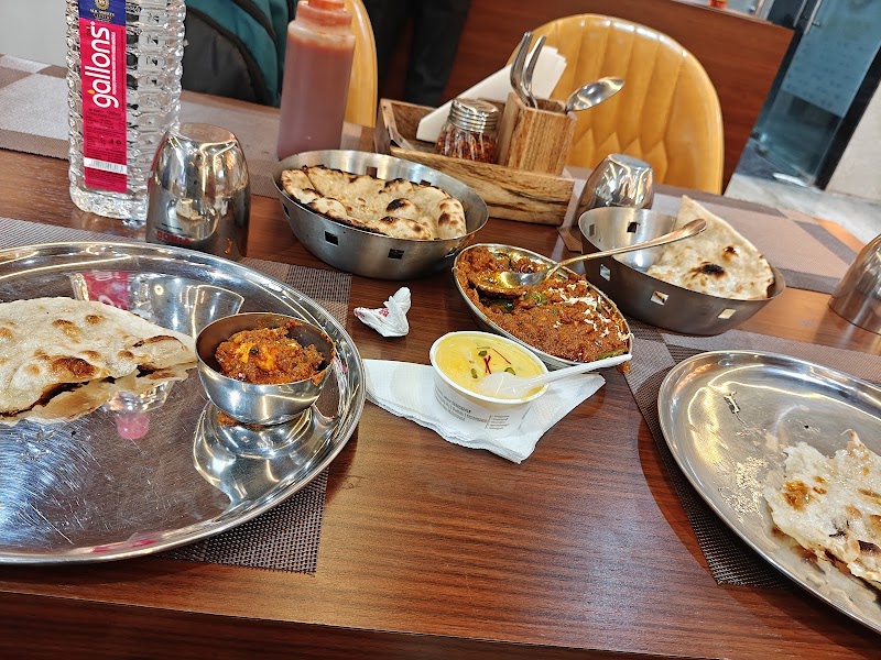 MB Toran Dwar - MB Toran Dwar MB Sweets, near Toran Dwar, Khatoo, Rajasthan 332602, India