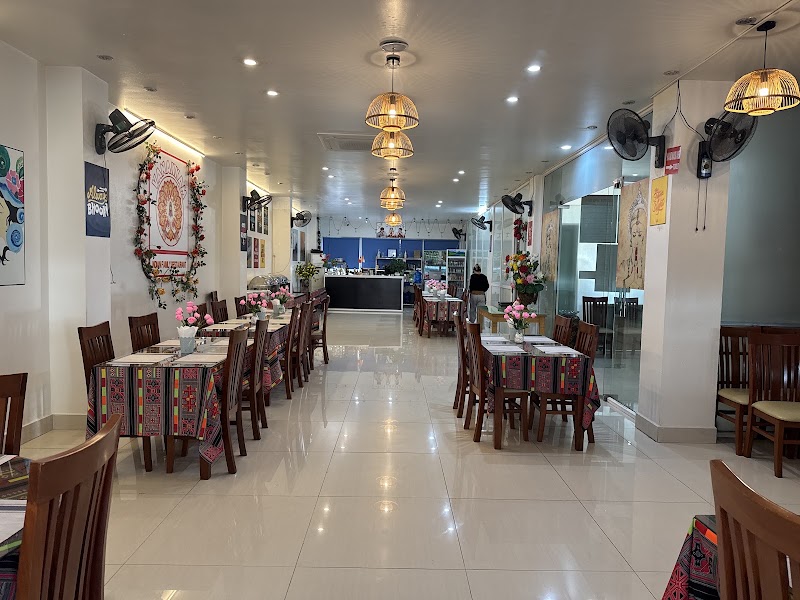 Vanakkam Indian Family Restaurant - Taste of india - Vanakkam Indian Family Restaurant - Taste of india, 179 Hải Quân, Bãi Cháy, Quảng Ninh, Vietnam