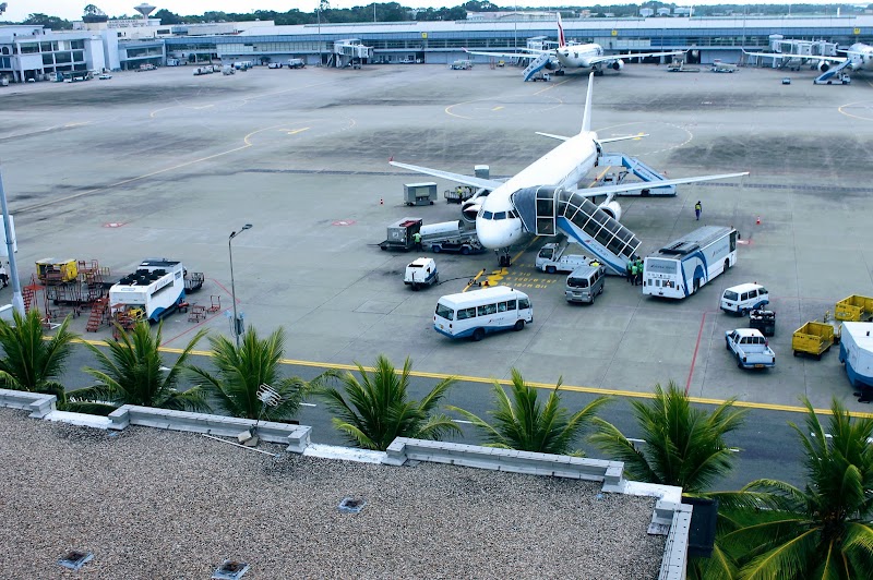 Colombo Bandaranaike International Airport - Colombo Bandaranaike International Airport Airport and Aviation Services (Sri Lanka) (Private) Limited, Canada Friendship Rd, Katunayake 11450, Sri Lanka