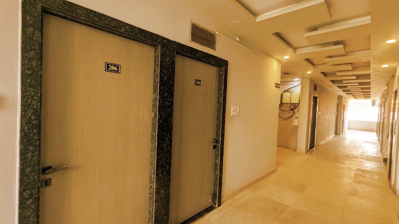 Hotel Amber Suite - Hotel Amber Suite, 502, hotel amber suite, dainik navjyoti, press Road, near manish metal, Ramchandrapura, Chawani, Kota, Rajasthan 324007, India
