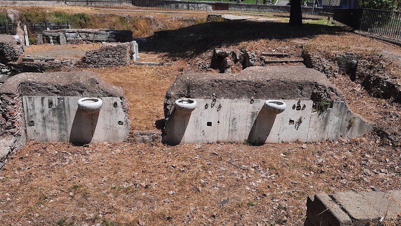 Scavi del Ghettarello - Scavi del Ghettarello, Piazza di Monte Savello, 10, 00186 Roma RM, Italy