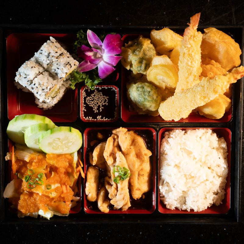 Tokyo Restaurant - Tokyo Restaurant 7911 W Hillsborough Ave, Tampa, FL 33615, USA