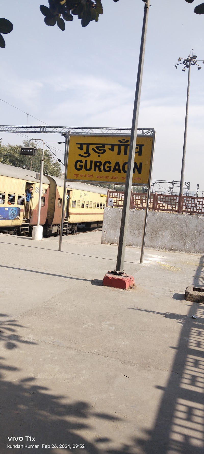 Gurgaon Railway Station - Gurgaon Railway Station Sector 3A, Laxman Vihar Industrial Area, Gurgaon Rural, Gurugram, Haryana 122006, India