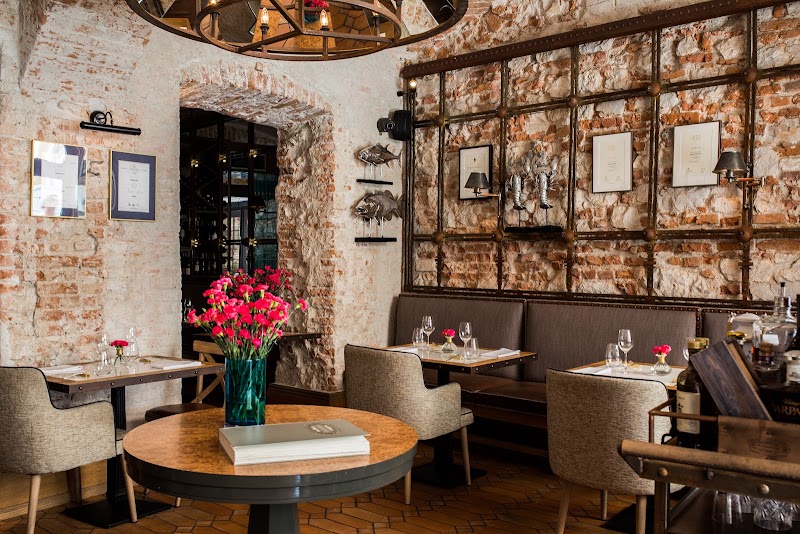 BALTHAZAR DESIGN HOTEL - BALTHAZAR DESIGN HOTEL Grodzka 63, 31-001 Kraków, Poland