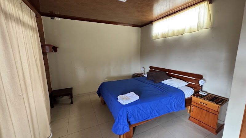 Hostal Cattleya - Hostal Cattleya, 39WP+M72, Puerto Baquerizo Moreno, Ecuador