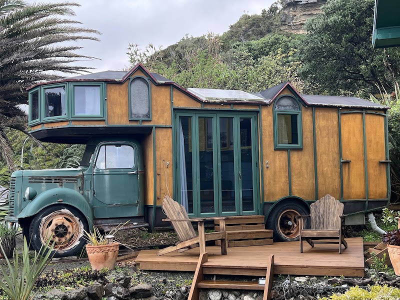 Punakaiki Beach Hostel - Punakaiki Beach Hostel, 2 Webb Street, Punakaiki 7873, New Zealand