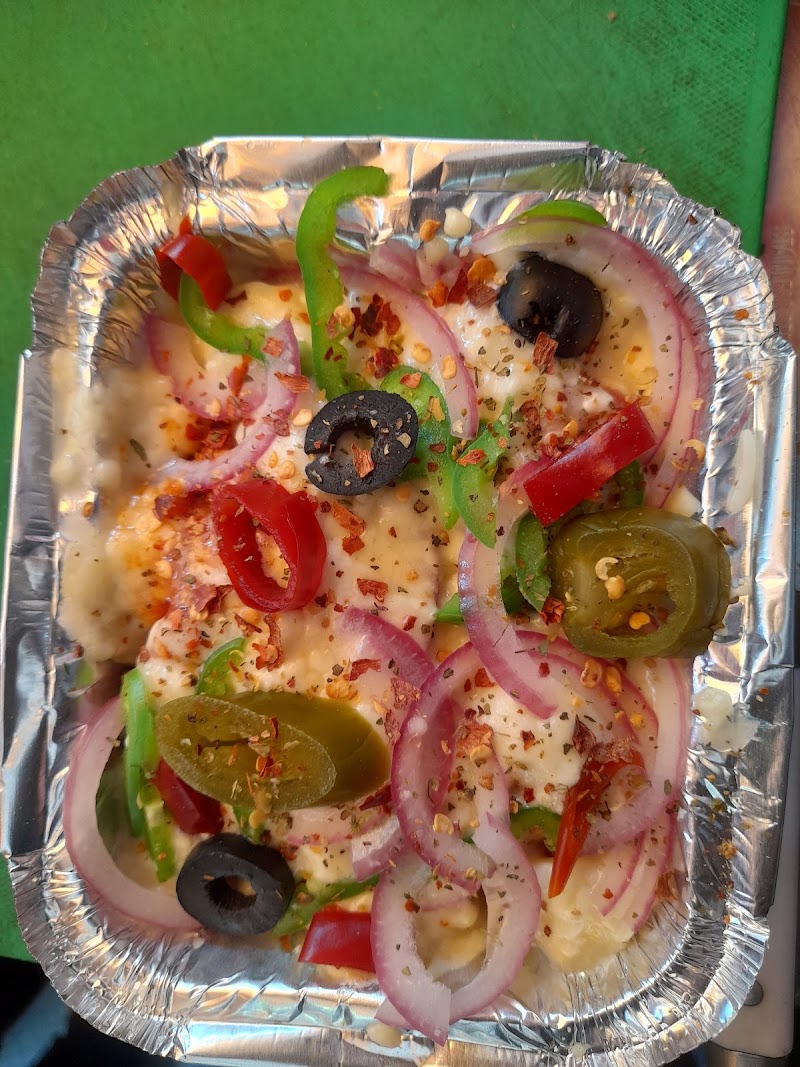 HUT-KE MOMO - HUT-KE MOMO, NO 3, Shop no, Station GATE, RZ-209B, Palam Metro Rd, Puran Nagar, Block RZ, STATION, Palam, New Delhi, Delhi, 110077, India