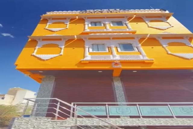 Hotel O Data Shree - Hotel O Data Shree opposite hiraman tower, Sector 14, Hiran Magri, Udaipur, Gordhan Vilas Rural, Rajasthan 313001, India