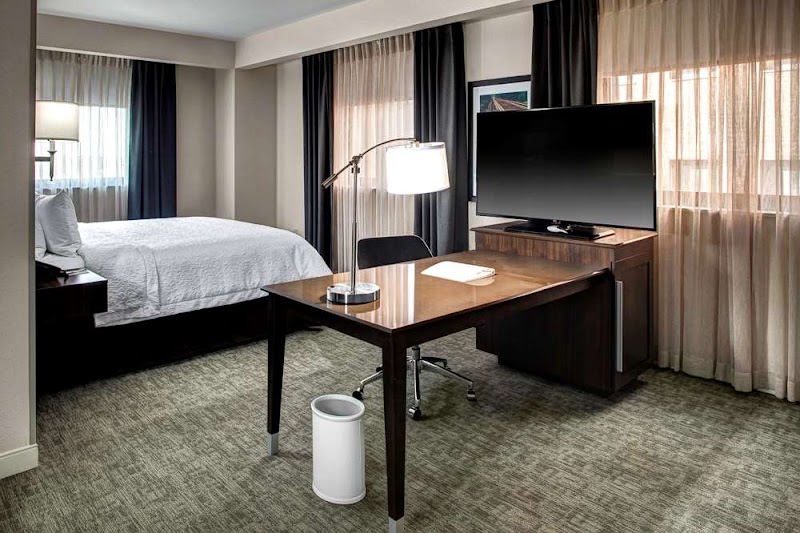 Hampton Inn & Suites Richmond - Downtown - Hampton Inn & Suites Richmond - Downtown, 700 E Main St Suite A, Richmond, VA 23219, USA