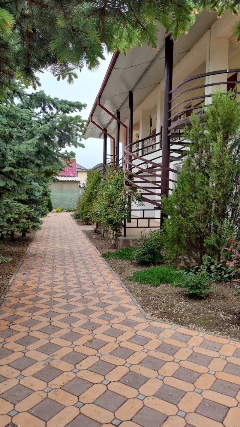 Гостевой дом Sun house Чолпон-Ата - Гостевой дом Sun house Чолпон-Ата, Аллея Айтматова 5а/2 Чолпон Ата, Cholpon-Ata 722125, Kyrgyzstan