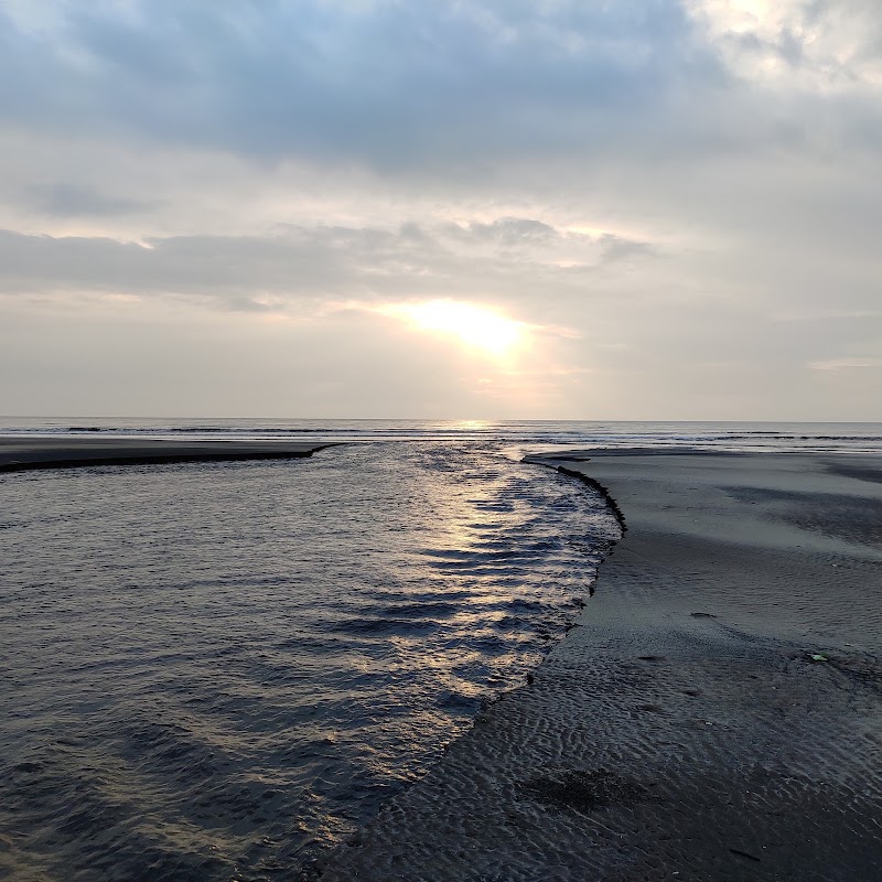 Ladghar Beach - Ladghar Beach, Maharashtra 415712, India