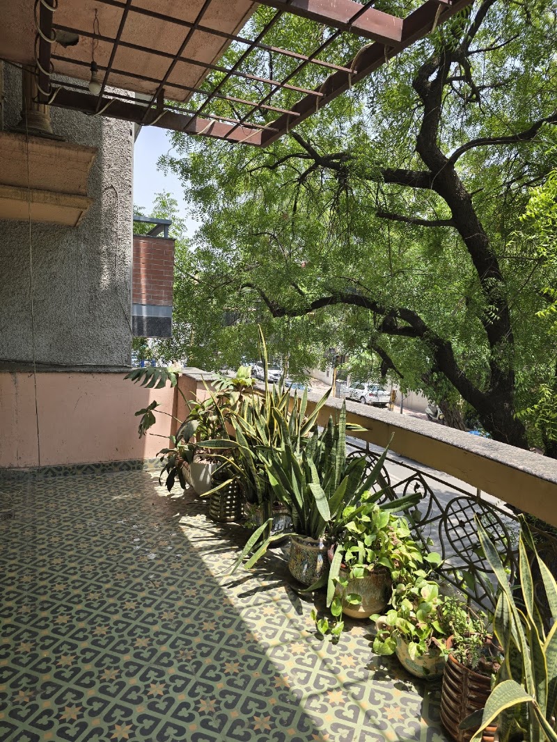 GRAND LIVING APARTMENT