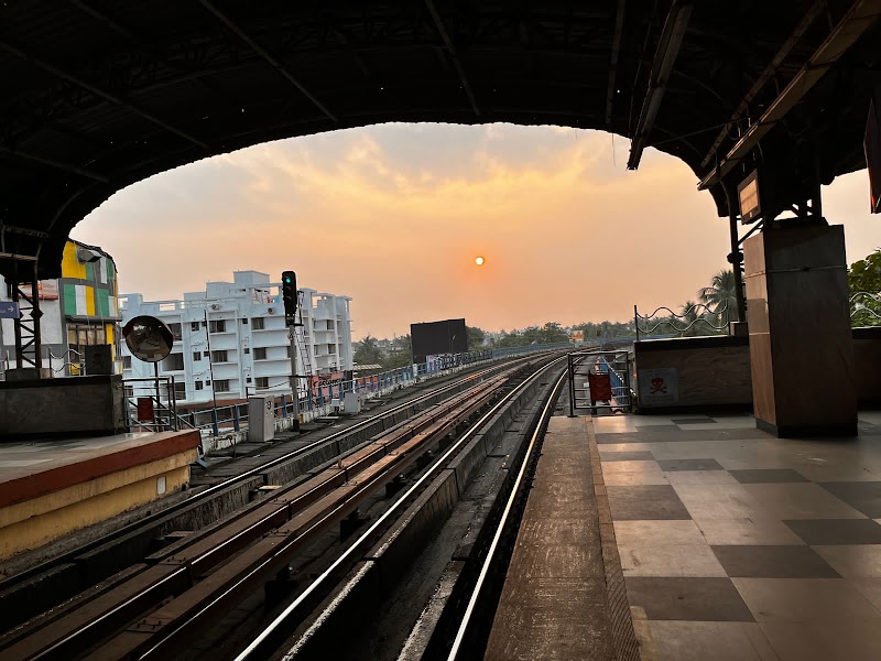 Kavi Nazrul - Kavi Nazrul, 56, Nayabad Ave, Garia Bazaar, Rangapara, Garia, Kolkata, Rajpur Sonarpur, West Bengal 700094, India