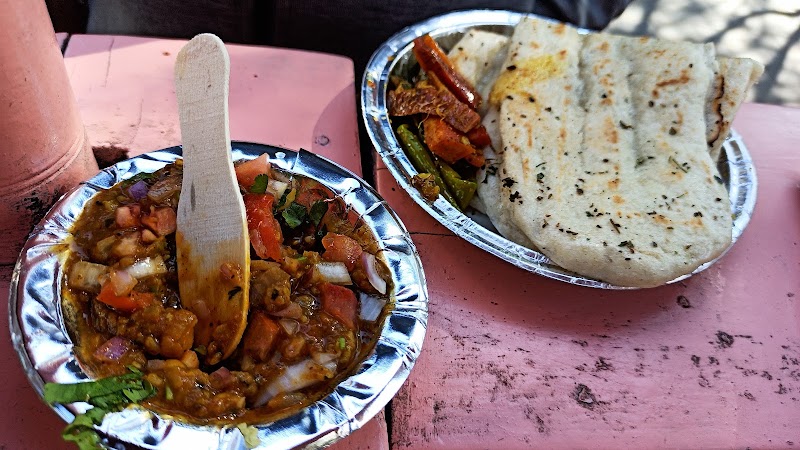 Jai shri balaji chole kulche and parathe - Jai shri balaji chole kulche and parathe Gandhi Nagar, VRQ2+3WW, Mod, Satya Vihar, Greater Kailash Colony, Vidhayak Nagar, Lalkothi, Jaipur, Jaipur Nagar Nigam Area, Rajasthan 302015, India