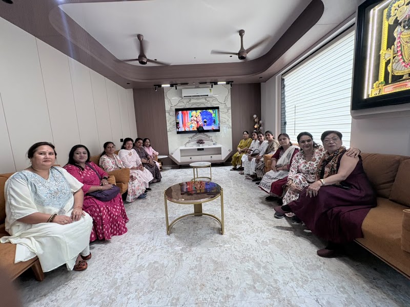 Hotel Shree Radhe Dwarka - Hotel Shree Radhe Dwarka, Bhathan Chowk, Kandas Bapu Road, near Gaushala, District:, Dwarka, Gujarat 361335, India