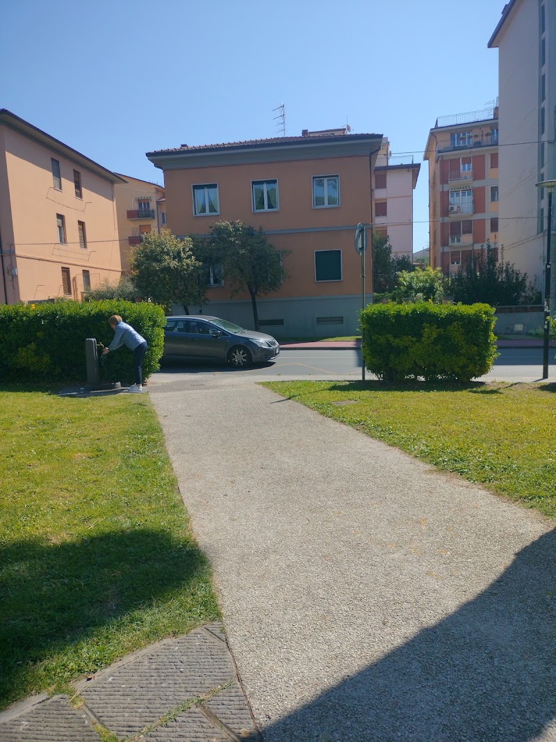 Parco di Piazza Giusti - Parco di Piazza Giusti, Via Dell'Aeroporto Fr. Civ., 56121, 56121 Pisa PI, Italy