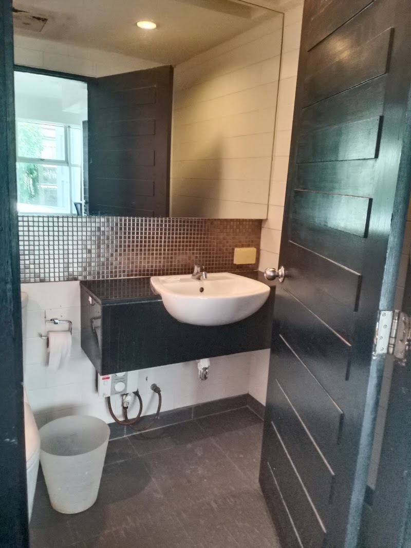 Snooze Hotel Thonglor Bangkok - Snooze Hotel Thonglor Bangkok, 44/ 1-2 Sukumvit 55 Thonglor 13 KlongtanNuea Wattana Bangkok 10110 Wattana KlongtanNuea Krung Thep Maha Nakhon 10110, Thailand