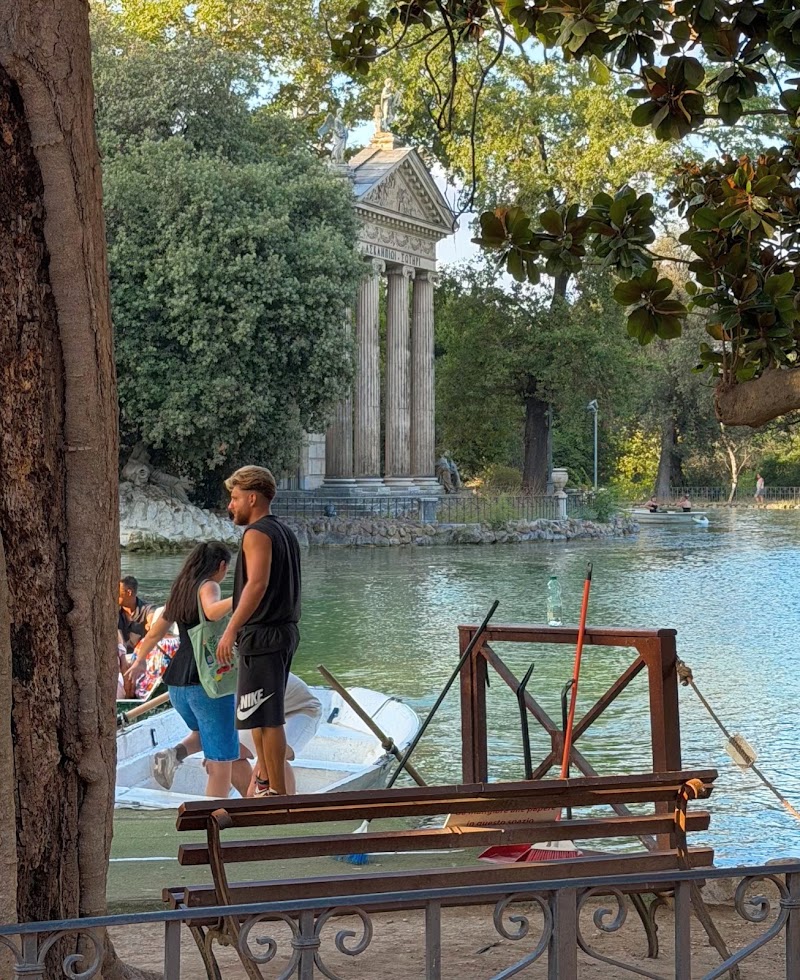Esculapio boat rental - Esculapio boat rental, Viale dell'Aranciera, 00197 Roma RM, Italy