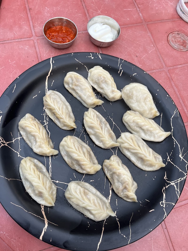 Birdie's Cafe Bir - Birdie's Cafe Bir, Birdies Cafe, Sansal - Bir Rd, Bir, Himachal Pradesh 176077, India