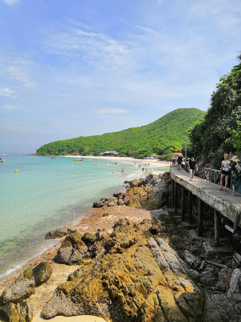 Tien Beach - Tien Beach Tien Beach, Bang Lamung District, Chon Buri 20150, Thailand