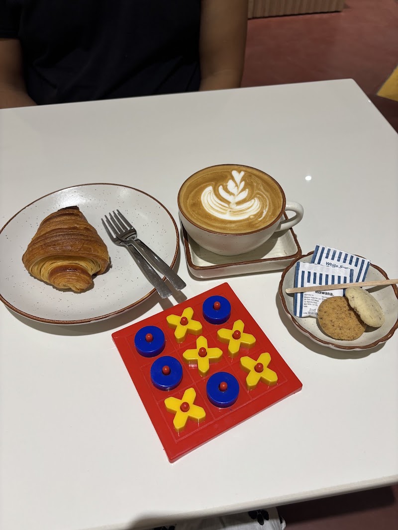 Dûmas Glacier & Café - Dûmas Glacier & Café 29, Rue, Dumas St, White Town, Puducherry, 605001, India