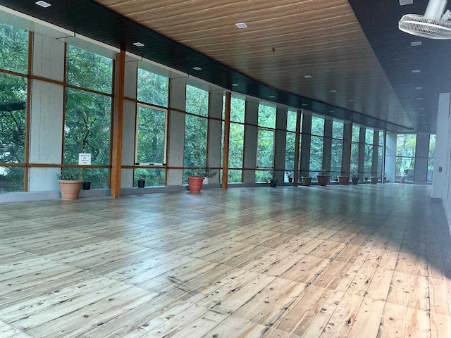 Super OYO Collection O Hotel Silver Lake Inn - Super OYO Collection O Hotel Silver Lake Inn, plot no. 1 June Estate, Mountain Club, Road, Nainital, Harinagar Chanddeva, Uttarakhand 263136, India