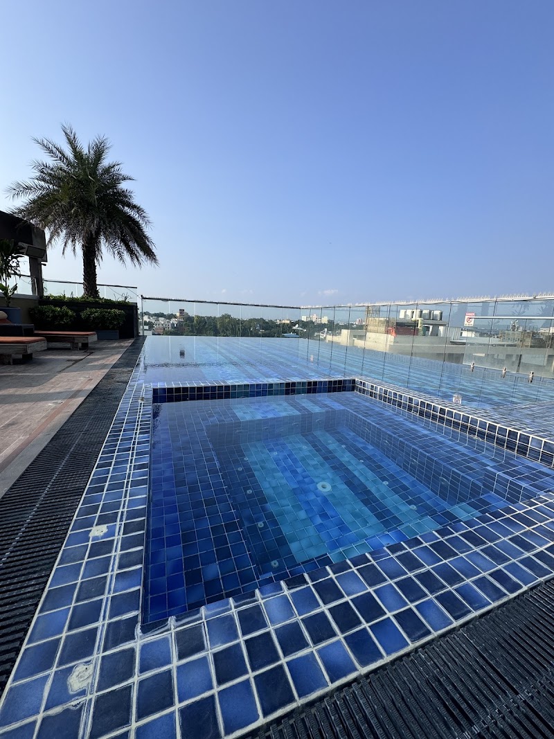 Madin Hotel - Madin Hotel The Mall Rd, beside JHV Mall, Near JHV Mall, Varanasi cantonment, Varanasi, Uttar Pradesh 221002, India