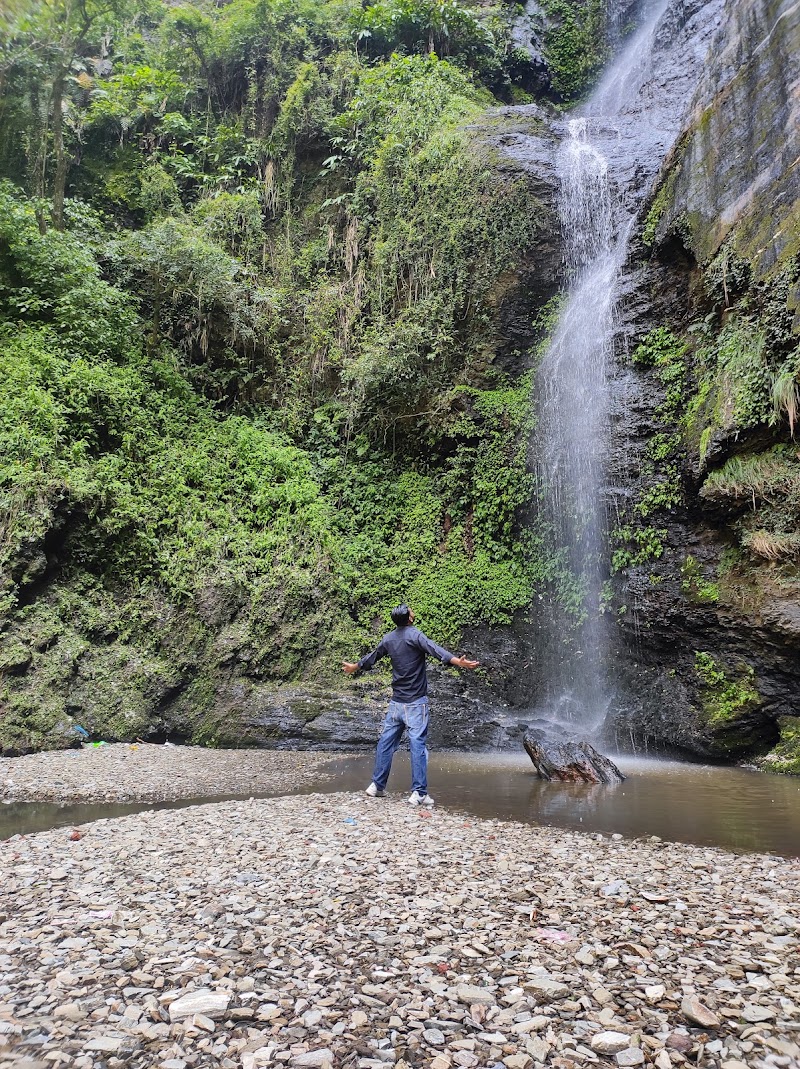 Chadwick Falls - Chadwick Falls 449Q+VH3, Shimla, Himachal Pradesh 171005, India