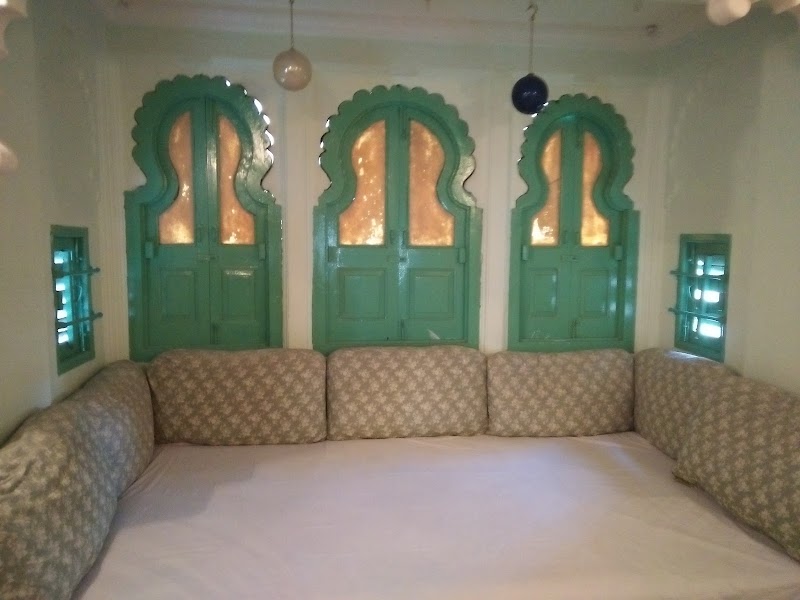 HERITAGE HAVELI - HERITAGE HAVELI 1 BHOOT MAHAL, Old City, Bohrwadi, Udaipur, Rajasthan 313001, India