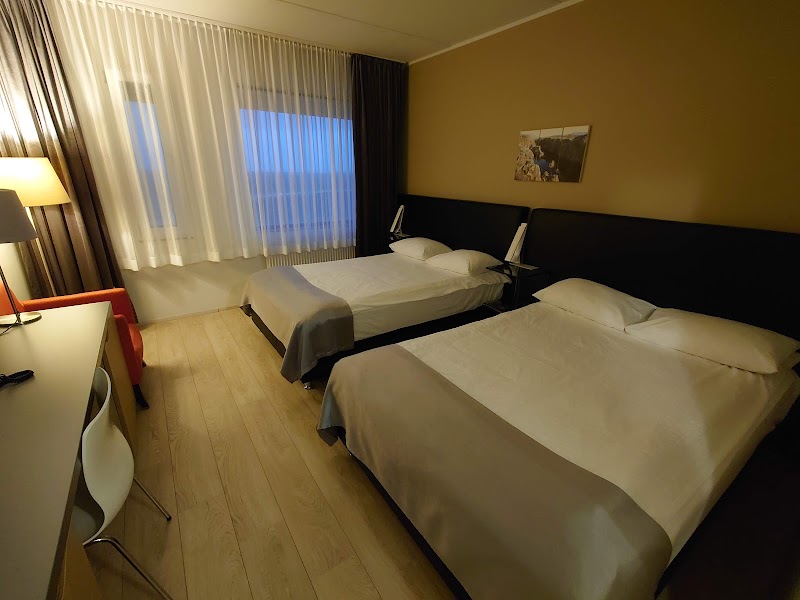 Aurora Hotel at Keflavík International Airport - Aurora Hotel at Keflavík International Airport Keflavík International Airport, Blikavöllur 2, 235 Keflavík, Iceland