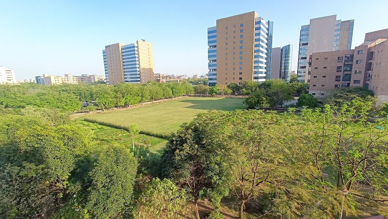IIM Lucknow (Noida Campus) - IIM Lucknow (Noida Campus) B-1, Front Ave, Institutional Area, Block B, Industrial Area, Sector 62, Noida, Uttar Pradesh 201309, India