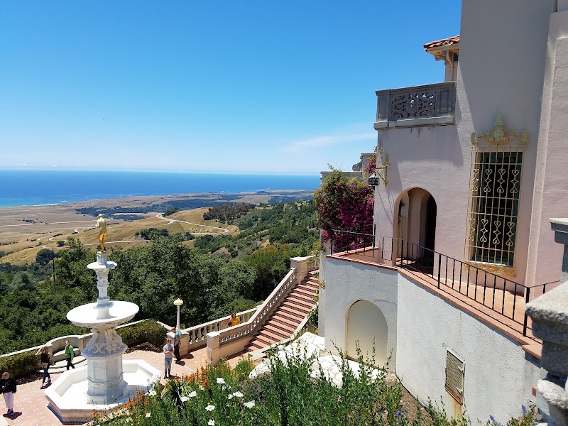 Hearst Castle - Hearst Castle 750 Hearst Castle Rd, San Simeon, CA 93452, USA