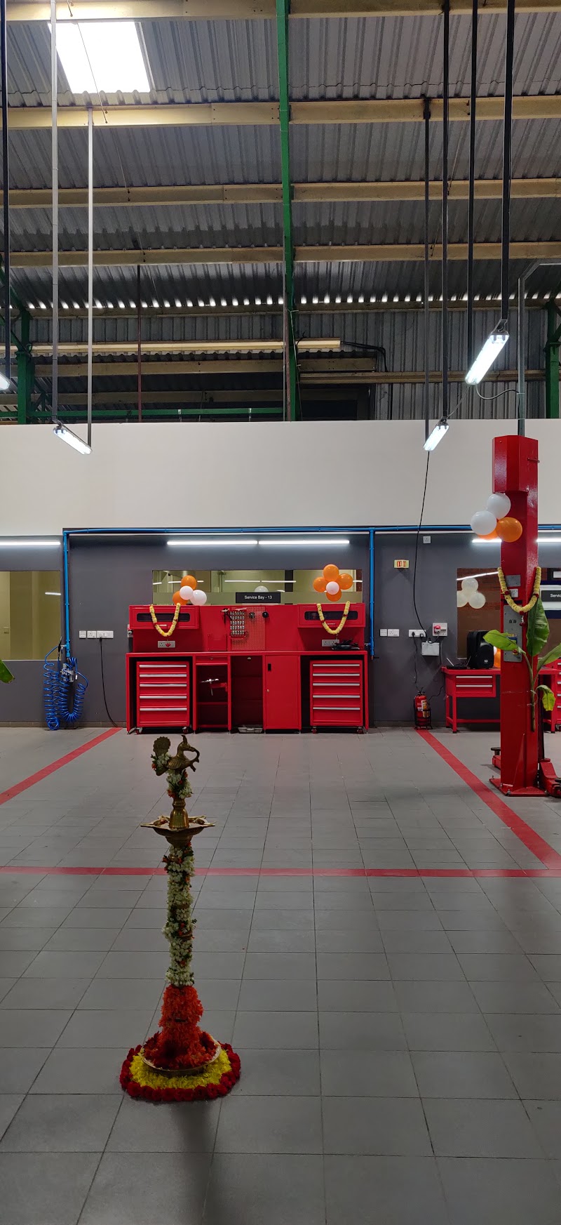 MG Motor Jubilant Motor Service Center - MG Motor Jubilant Motor Service Center No.505 (Old no.501/7, Puttappa Industrial Estate Main Rd, Maheswari Nagar, B Narayanapura, Mahadevapura, Bengaluru, Karnataka 560048, India
