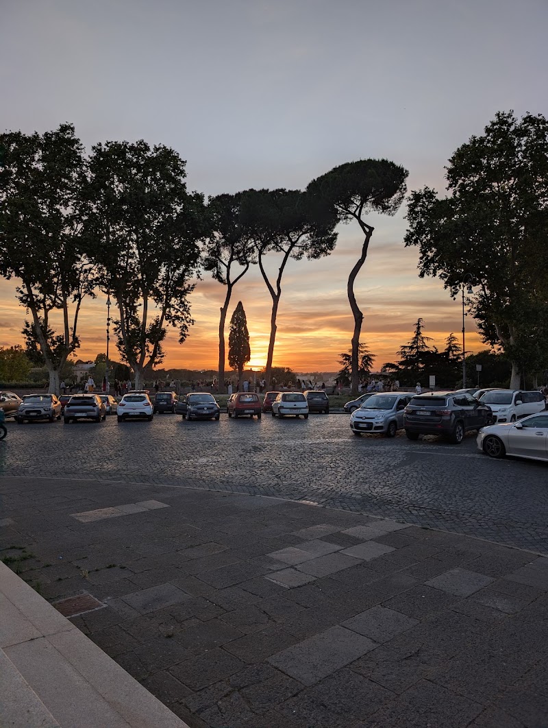 Belvedere del Salviati · Terrazza Panoramica Passeggiata del Gianicolo - Belvedere del Salviati · Terrazza Panoramica Passeggiata del Gianicolo, Passeggiata del Gianicolo, 8, 00165 Roma RM, Italy