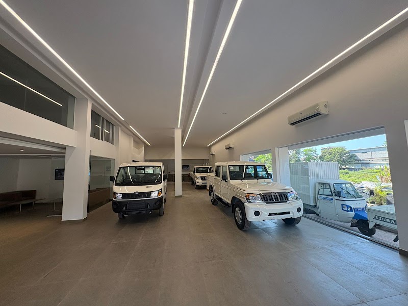 Mahindra Naik Motors - Mahindra Naik Motors NH17, opp. Mr. Farmer Store, Guirim, Mapusa, Guirim, Goa 403510, India